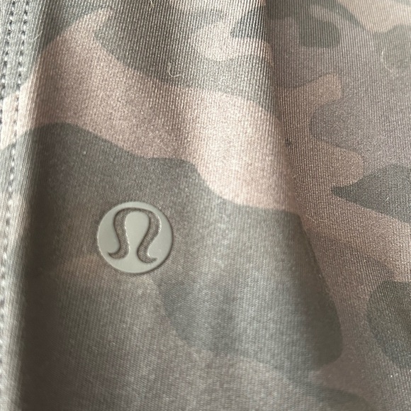 Lululemon Jet Crop Pant Savasana Camo Black Cuffed Pockets Drawstring, 8/Medium - Picture 7 of 9